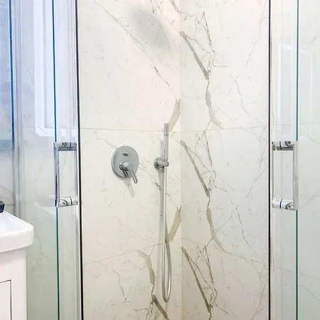 Bonita 645 Appartement Golem (Tirana)